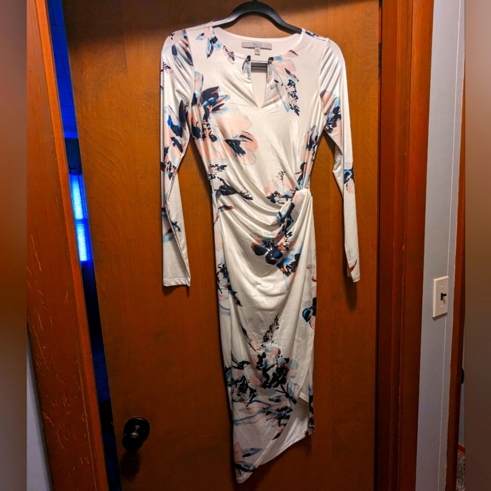 GUESS LIKE NEW Floral/White Dress